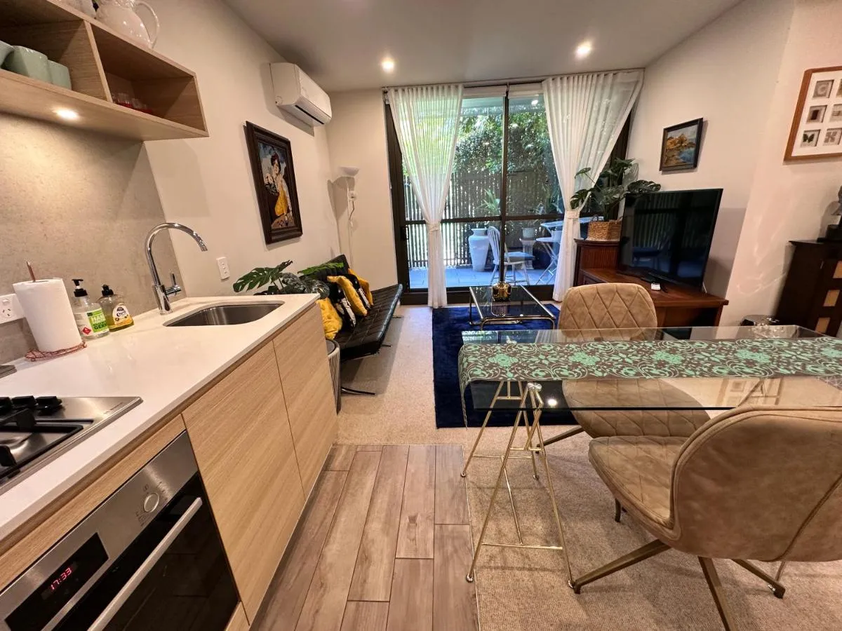 Image 4 of Royal Executive Living Caulfield Corporate Residence