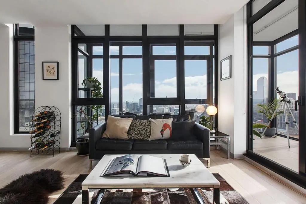 Image of Scenic Penthouse Living in the Heart of Melbourne
