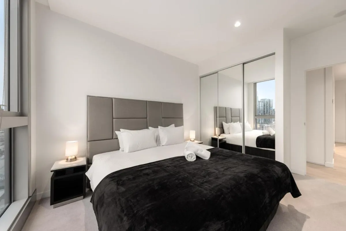 Image 1 of Serain Residences on 263 Normanby Road