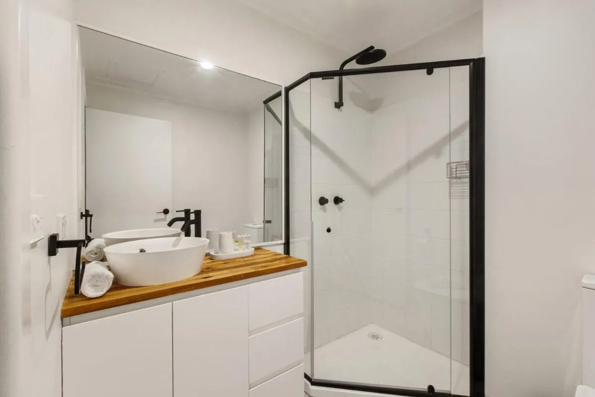 Image 2 of Serenity on Swanston – Stylish CBD Living by RMIT