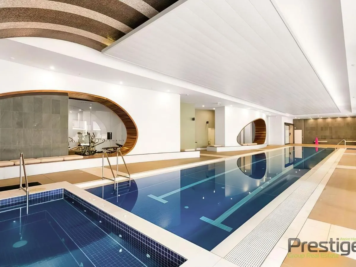 Image 3 of Sky-high South Yarra luxury 2 bed sleeping up to 4