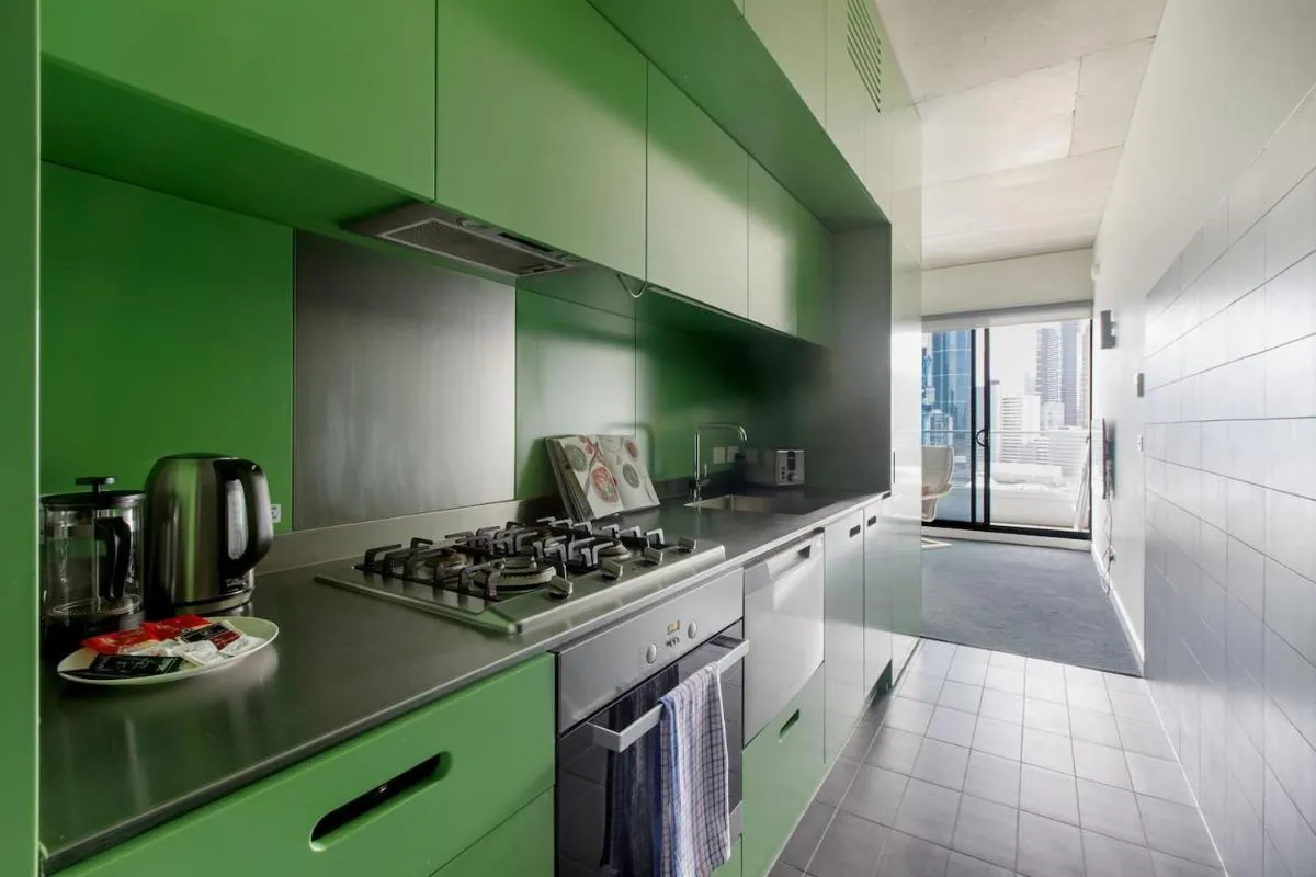 Image 3 of Skyline Envy – Streamlined South Melbourne Style