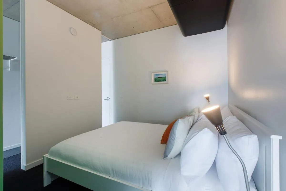 Image 6 of Skyline Envy – Streamlined South Melbourne Style