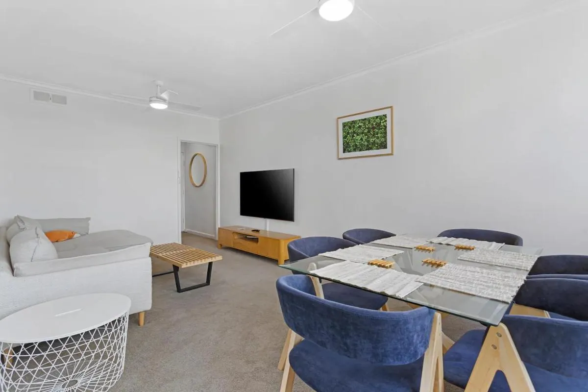 Image 5 of South Yarra Sanctuary by Ready Set Stay