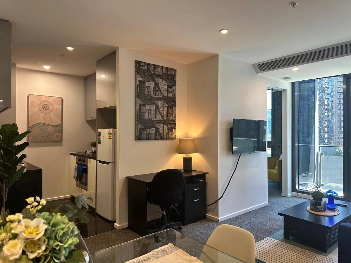 Image 5 of Southbank Grand Retreat