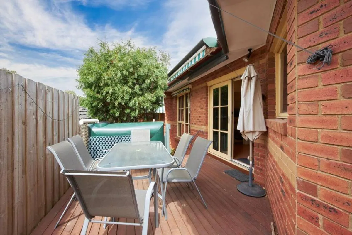 Image 5 of Spacious Balwyn Villa in great location