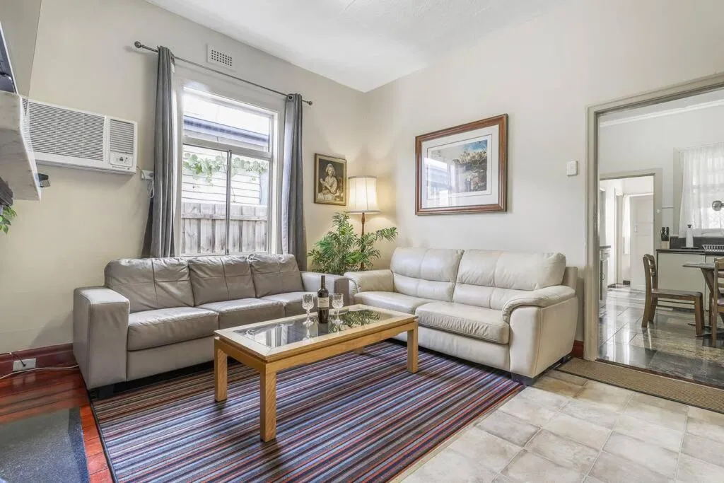 Image of Spacious Urban Delight in Coburg