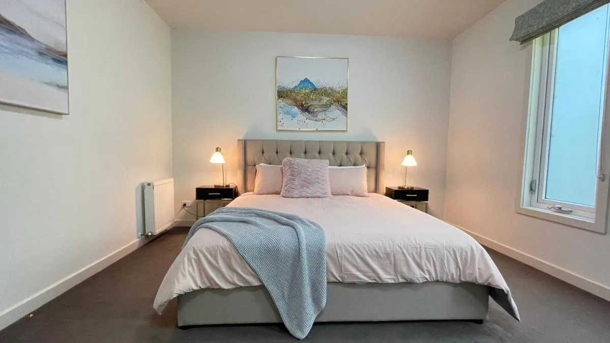 Image 1 of Spacious Villa Holiday Staycation in Canterbury East of Melbourne