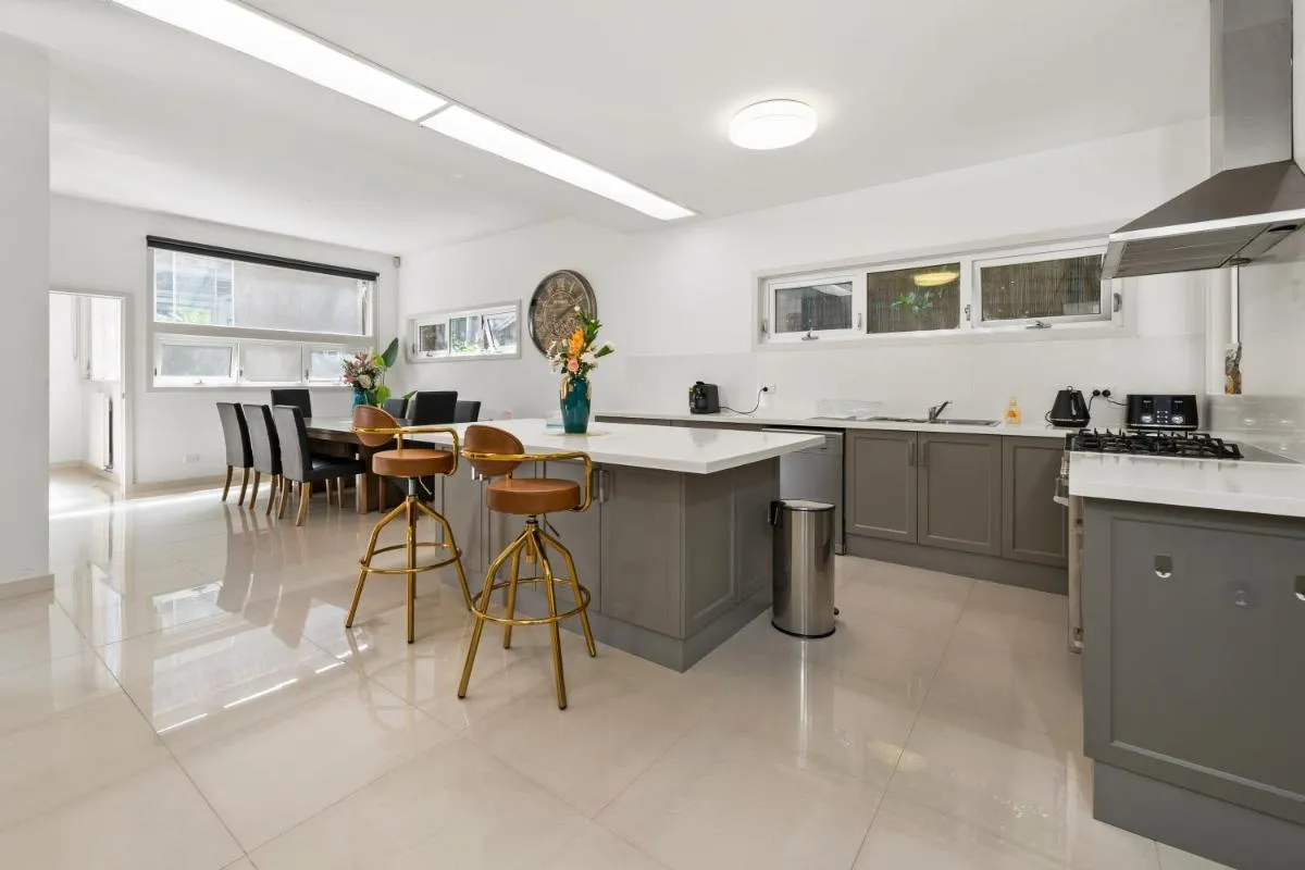Image 3 of Spacious Villa Holiday Staycation in Canterbury East of Melbourne