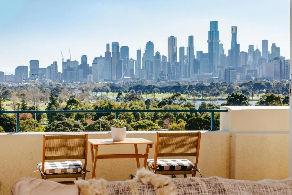 Image of Spectacular views over Albert Park