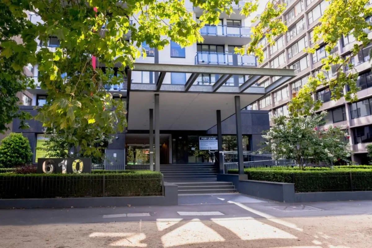 Image 1 of St Kilda Rd Gem, Prime Spot