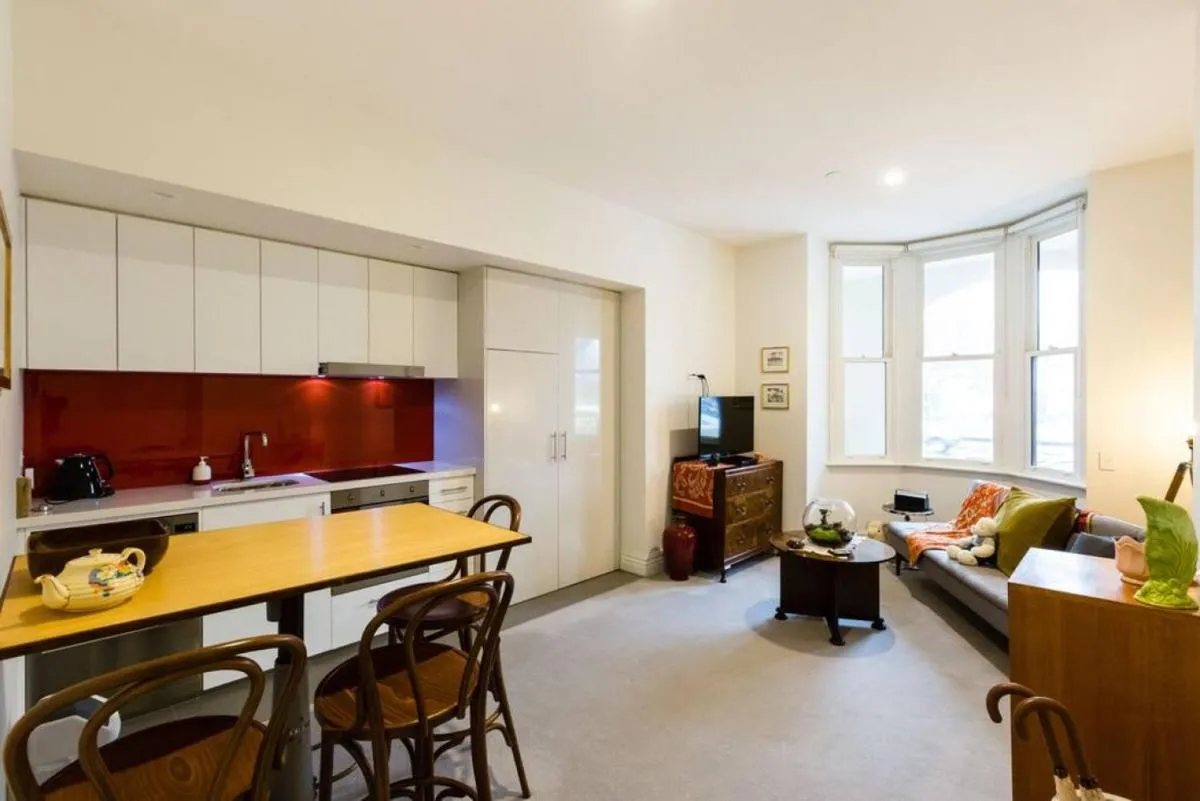 Image 3 of Stunning One Bedroom Apartment in Fitzroy