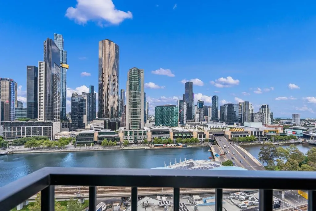 Image of Stunning River View on Flinders Street