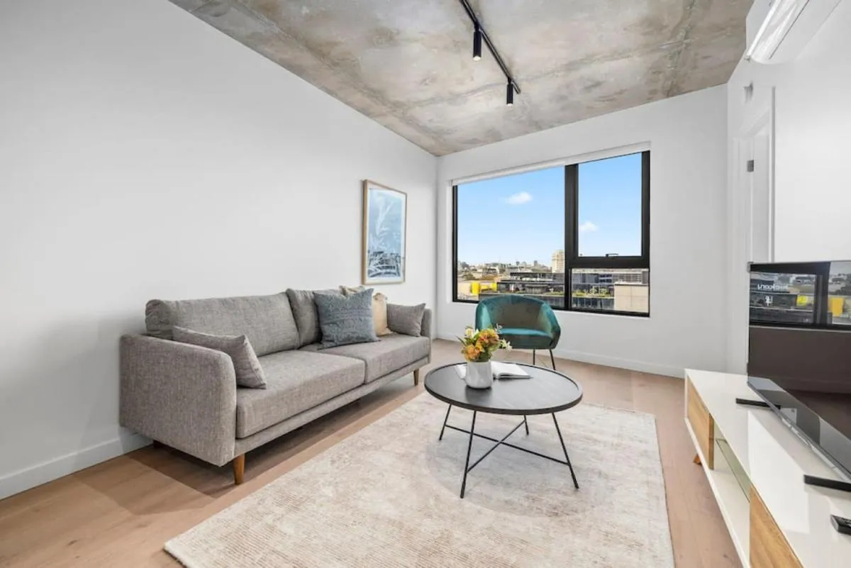Image 4 of Stunning Southbank 1 bed Free Parking