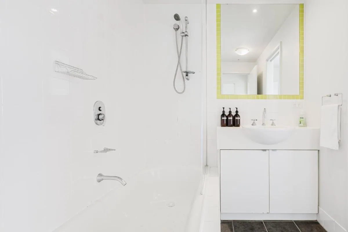 Image 2 of Stunning Southbank Abode – Walk to Landmarks