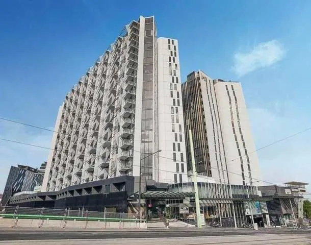 Image 6 of Stunning View 2B APT Free Parking in Dockland