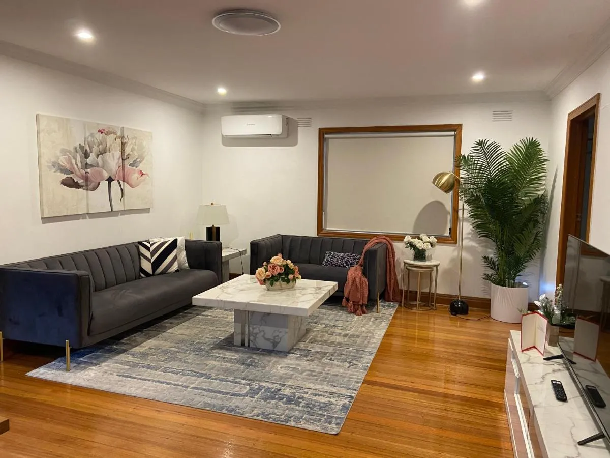 Image 1 of Style/Comfort/Spacious 4 bedroom house plus study