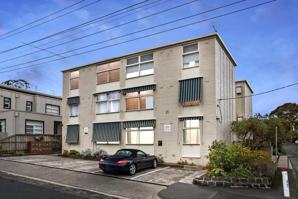 Image 5 of Stylish 1BR near MCG and Rod Laver Arena w Parking