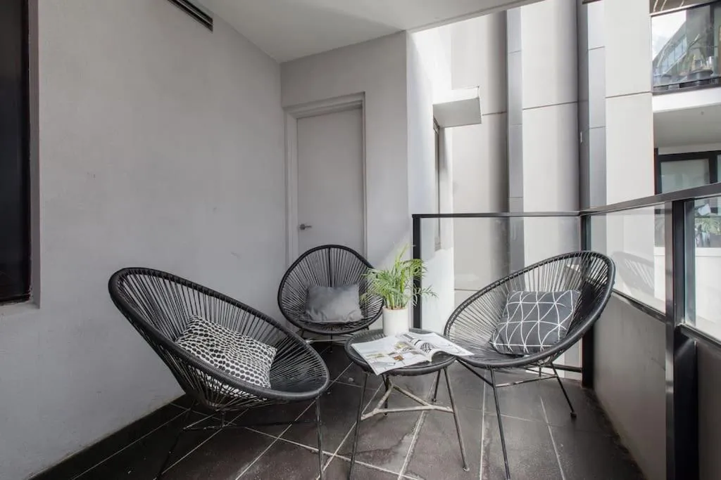 Image 6 of Stylish Apt w/ Stunning Rooftop Views & Hot Tub