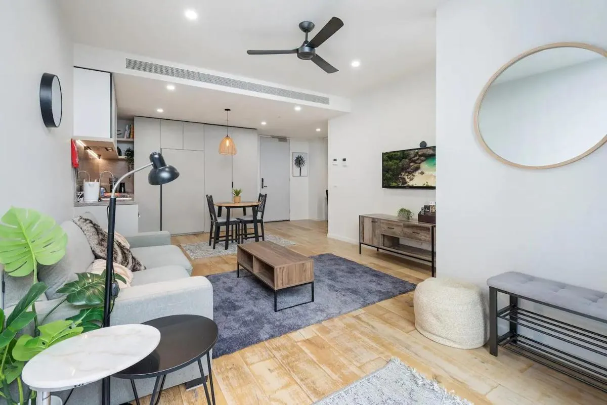 Image 2 of Stylish One BD Hideaway in Essendon