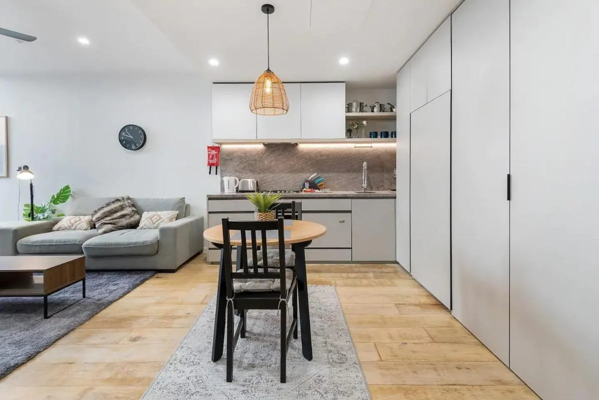 Image 6 of Stylish One BD Hideaway in Essendon