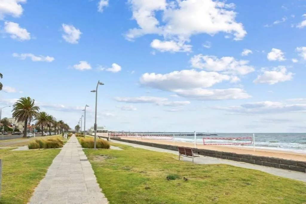 Image 6 of Sun and Sand Albert Park