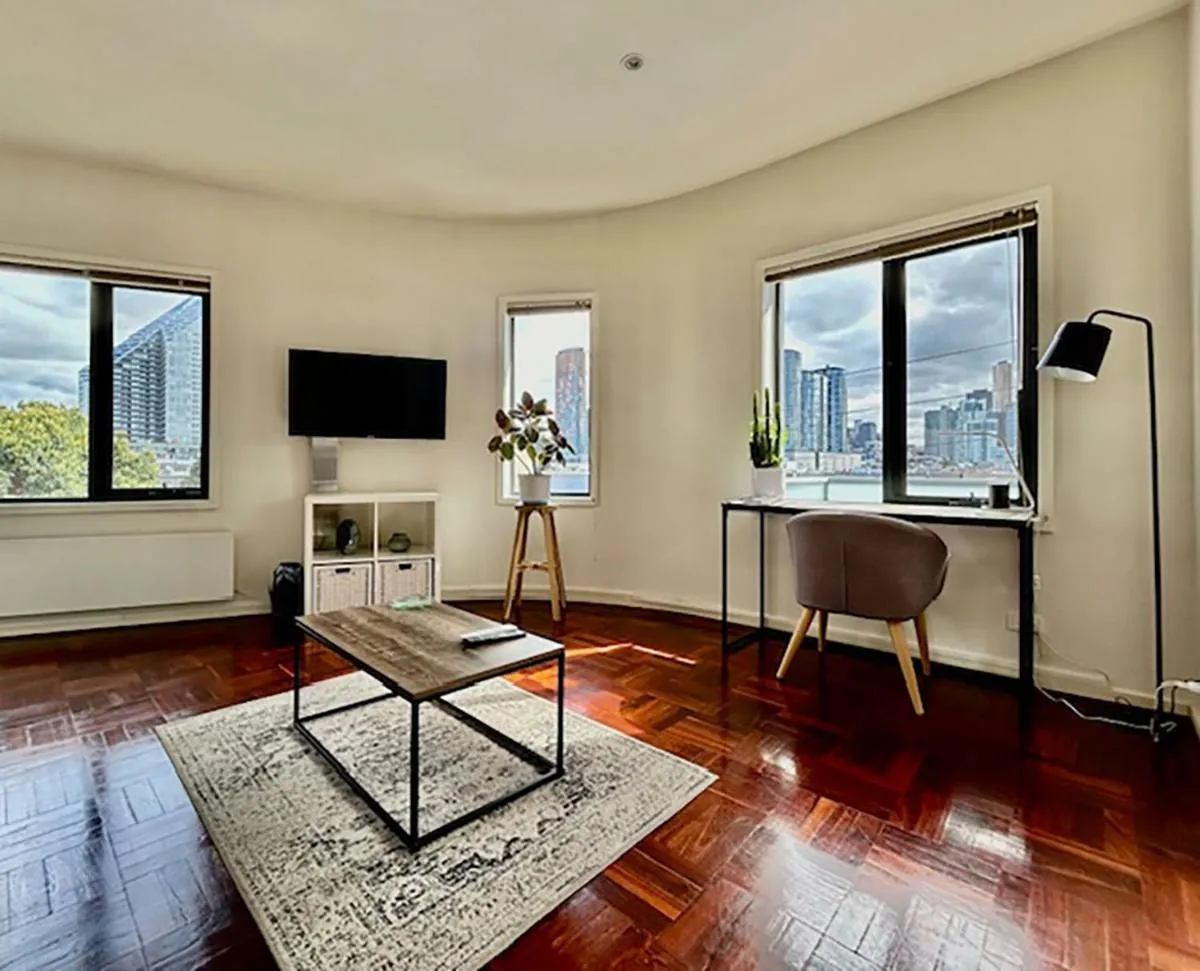 Image 4 of Superb City Views – Apartment, work or just relax!