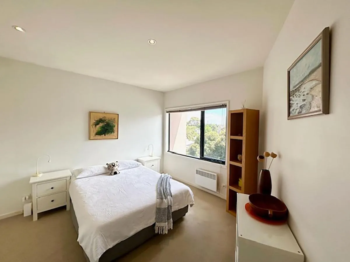 Image 1 of Superb City Views – Apartment, work or just relax!