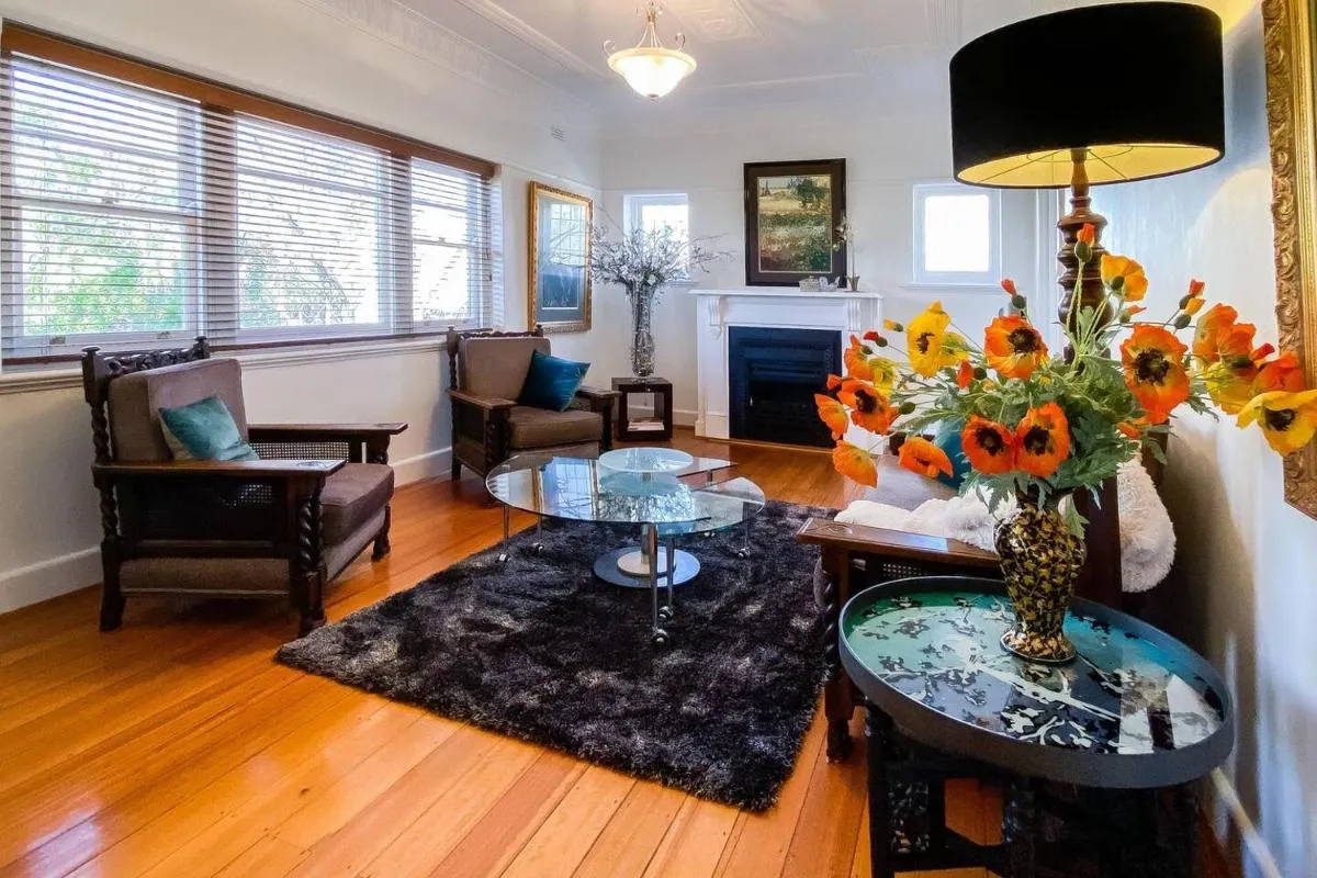 Image 3 of ‘The Gables’ Stylish Victorian Beachfront Abode