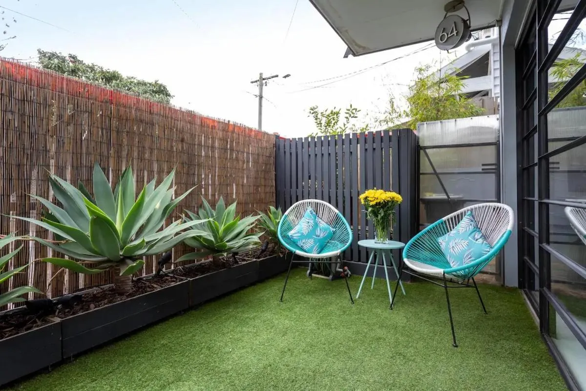 Image 5 of The Kings Domain at The House of Windsor by Ready Set Stay – Ground Level