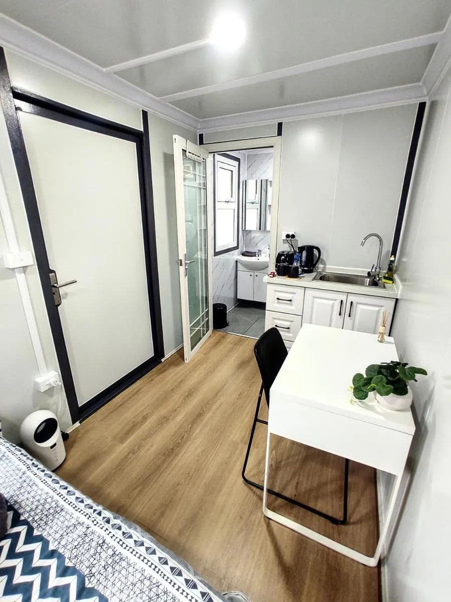 Image 6 of Tiny Home Sunset Boulevard