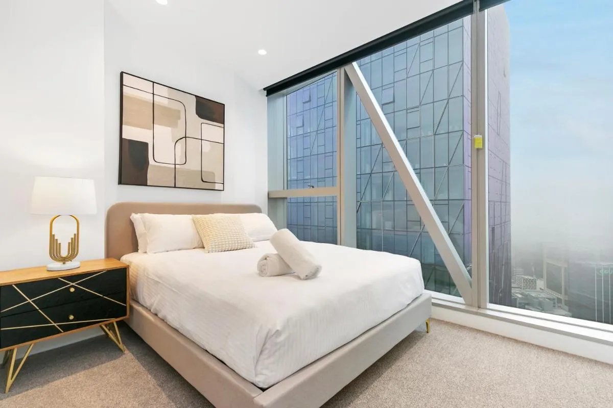 Image 1 of Top Floor Apt In Best Location w Gym, Pool & WiFi