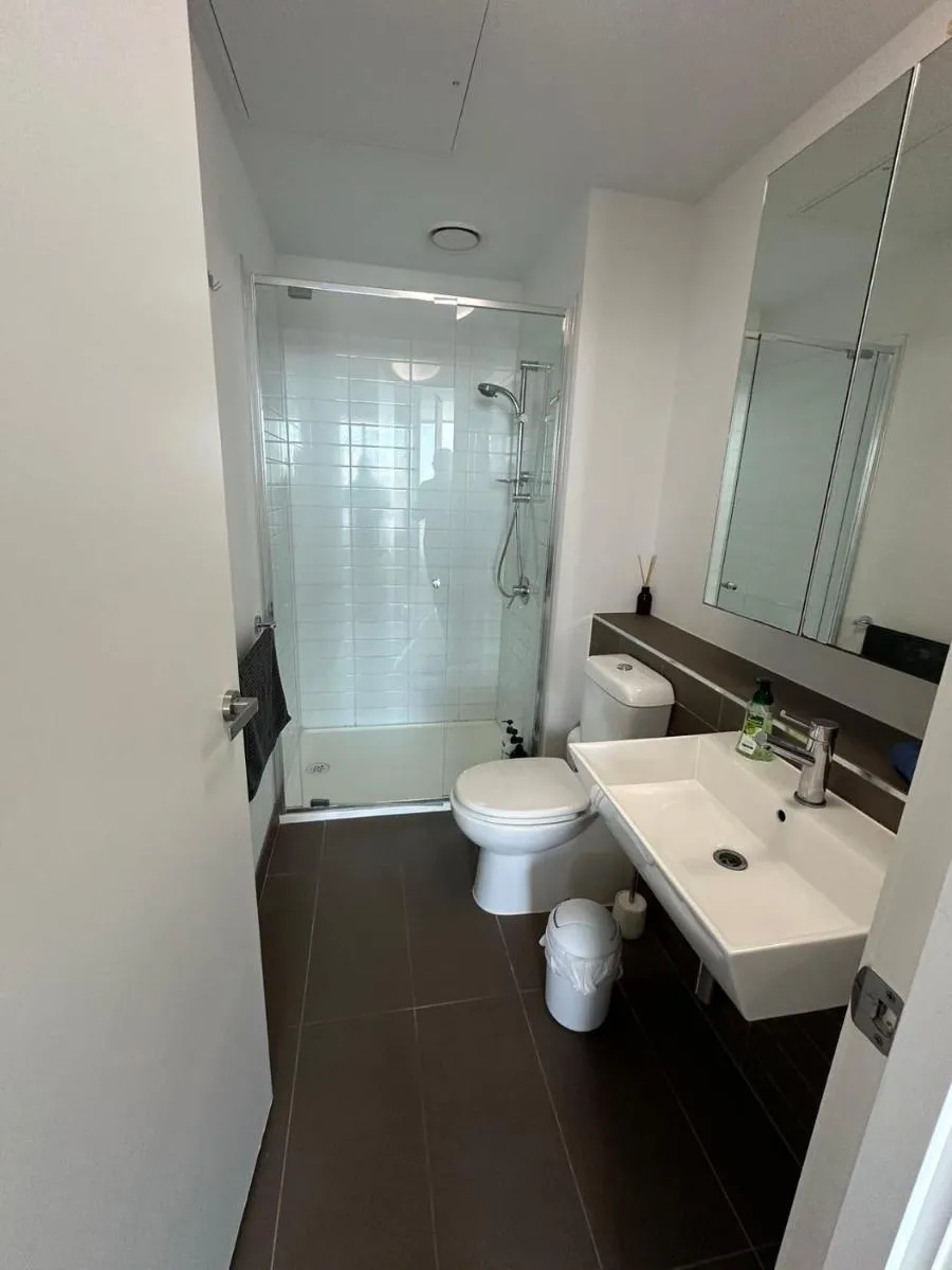Image 5 of Top-Floor Luxury 1B1B apt L44 with Spectacular City Views