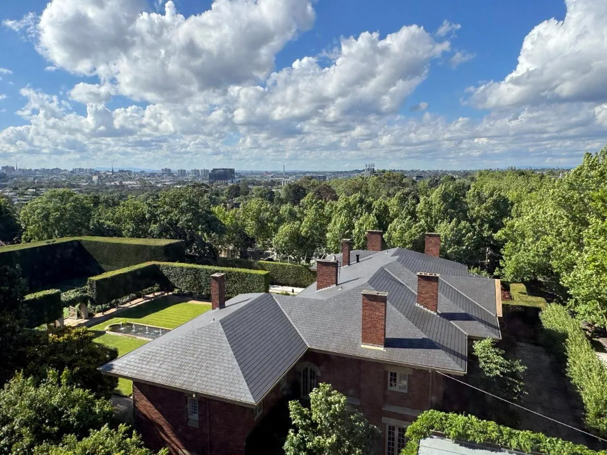 Image 5 of Treetops in Toorak 2br midcentury entire apartment