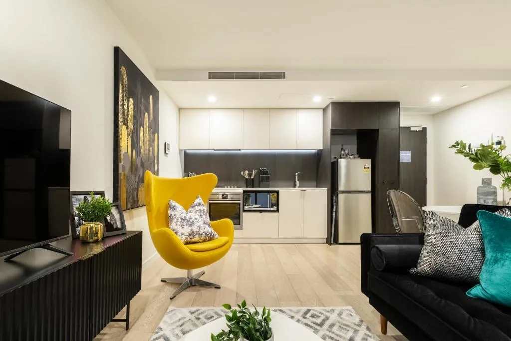 Image of Trendy 2-Level CondoHuge Terrace FREE PARKING