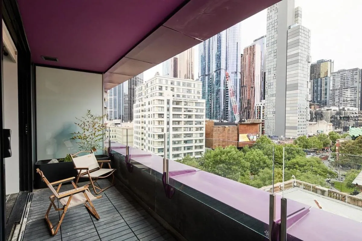 Image 5 of Urban Artistry Loft – A Haven Above the Bustle