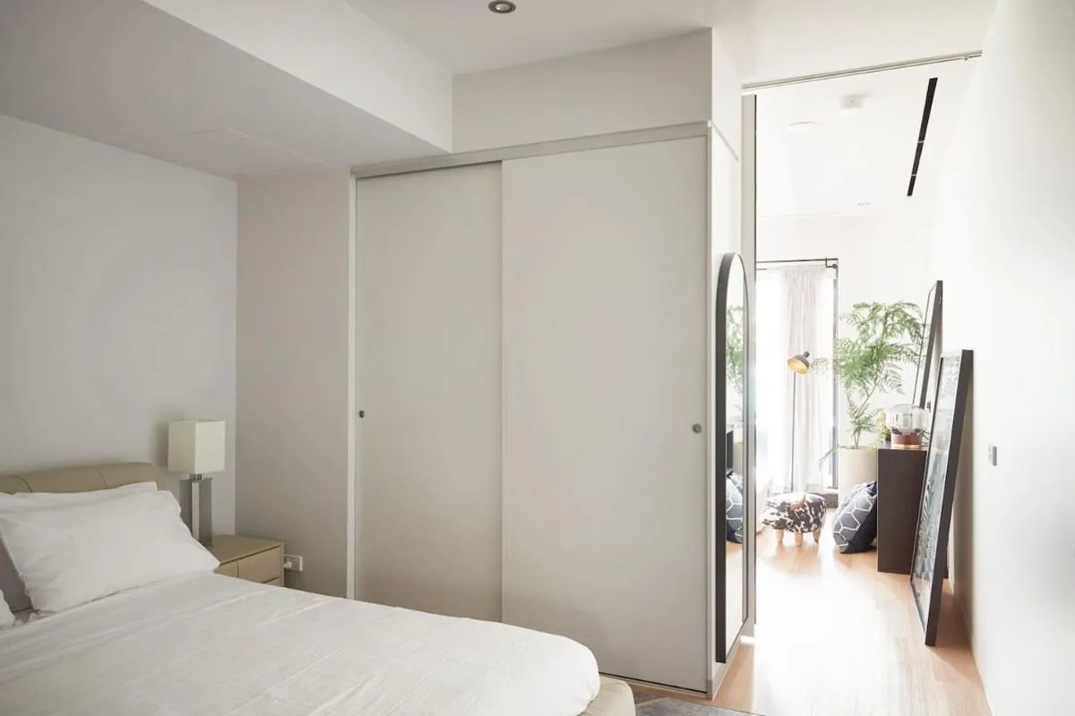 Image 6 of Urban Artistry Loft – A Haven Above the Bustle