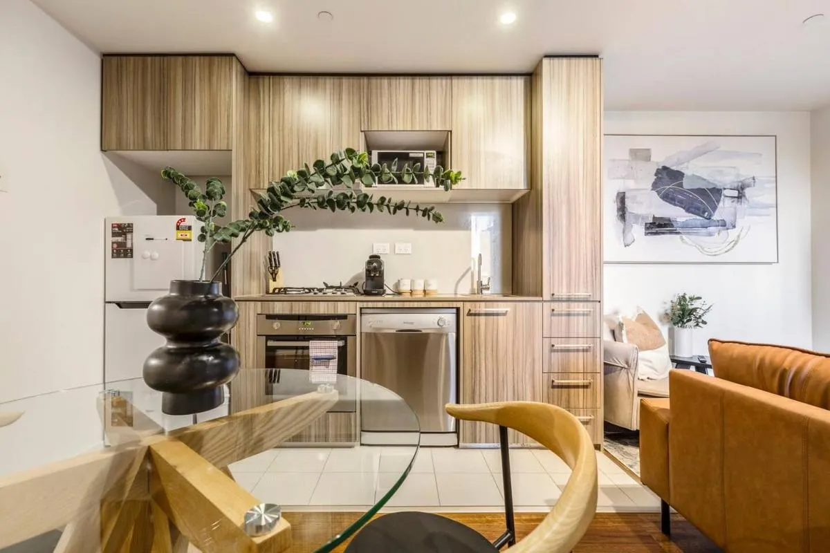 Image 3 of Urban Hideaway in Melbourne’s Epicentre