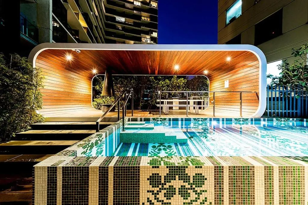 Image of VAQUAY Imperial In Southbank