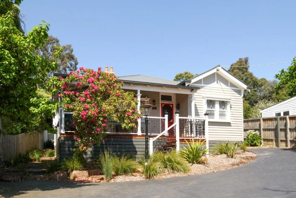 Image of Vintage Charm On St Leonards