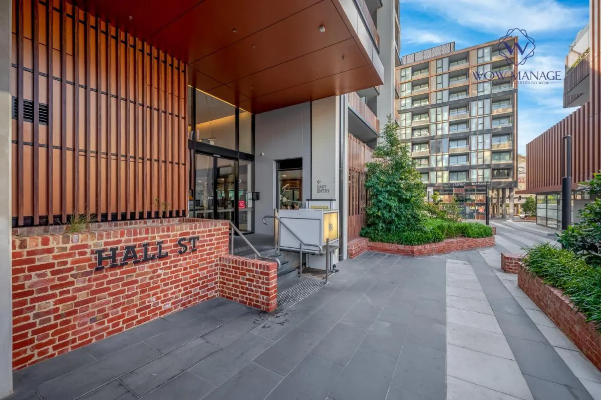 Image 6 of WOW Self-Contained Apartment on Hall