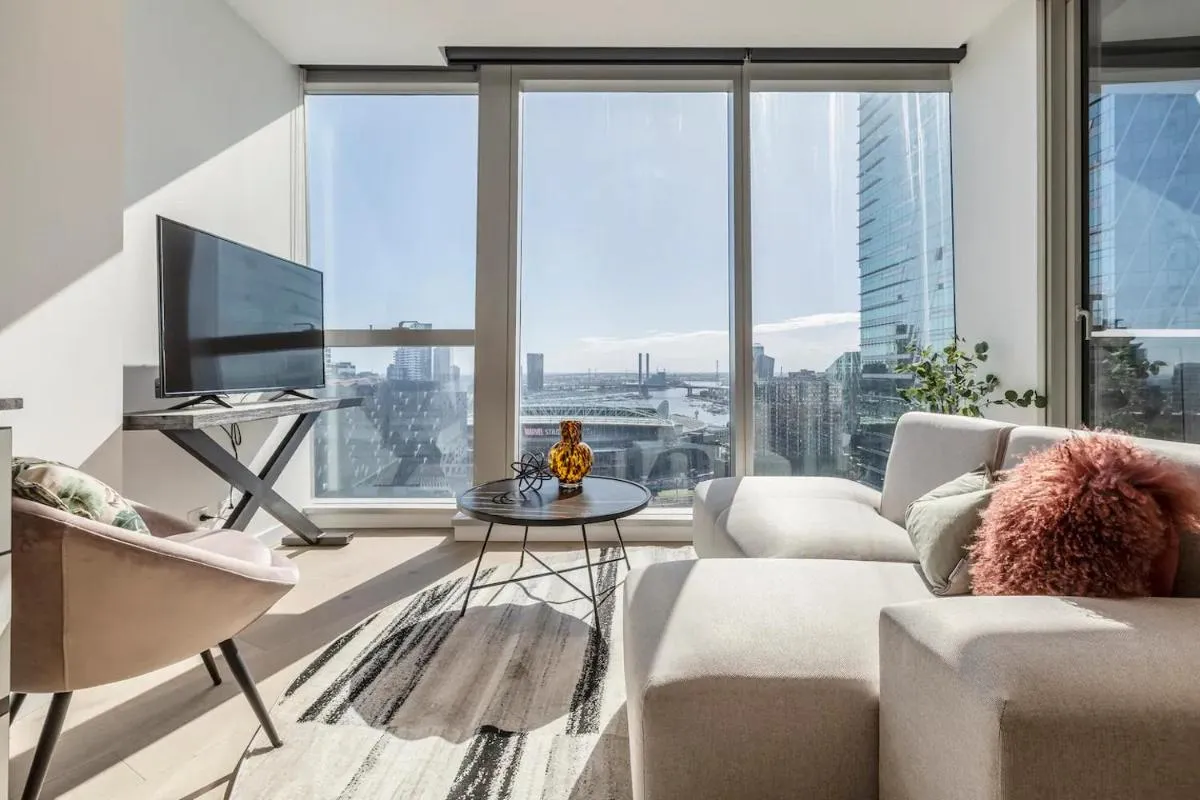Image 6 of West Side Spencer St Apt w Marvel Stadium View