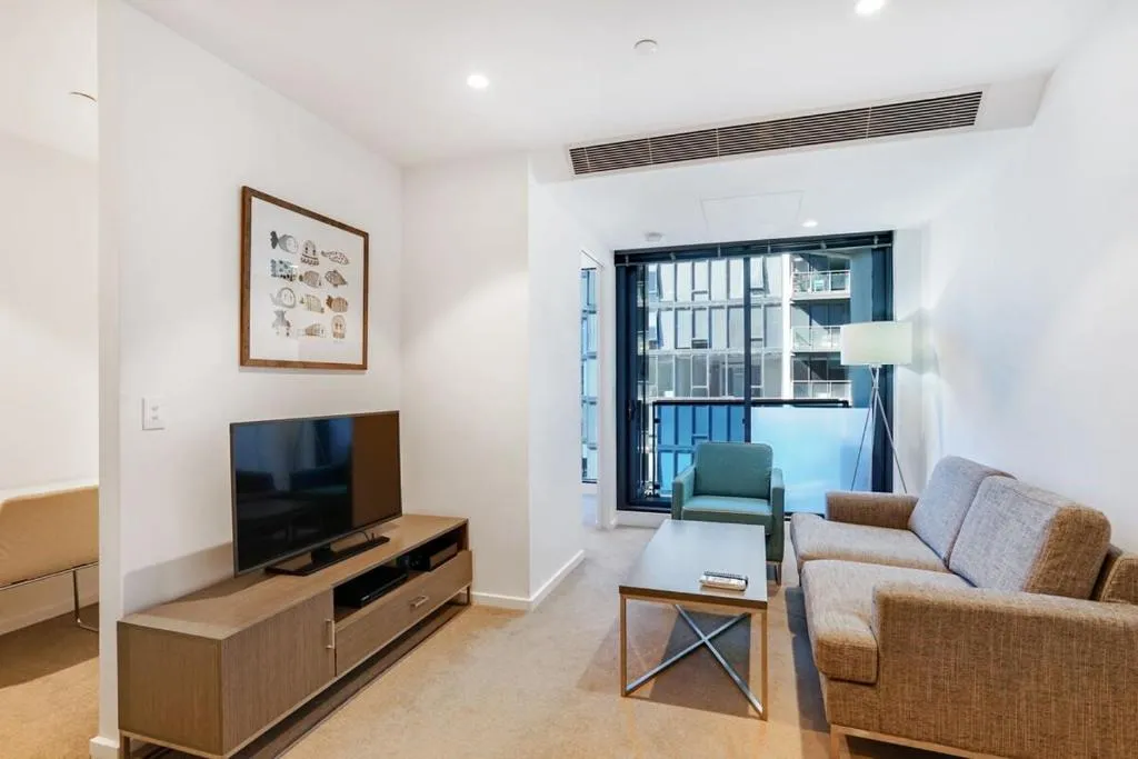 Image of Your Own Oasis – Quiet one bedroom apt near Crown