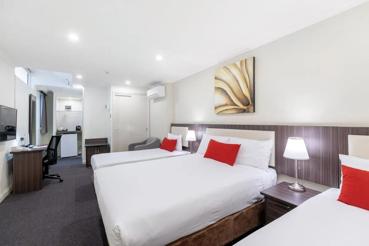 Image 1 of ibis Styles Kingsgate Hotel