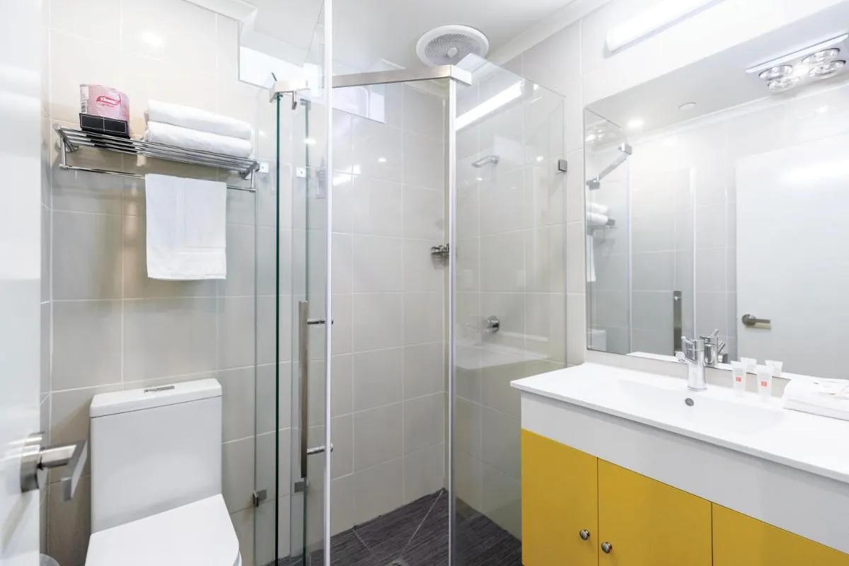 Image 2 of ibis Styles Kingsgate Hotel