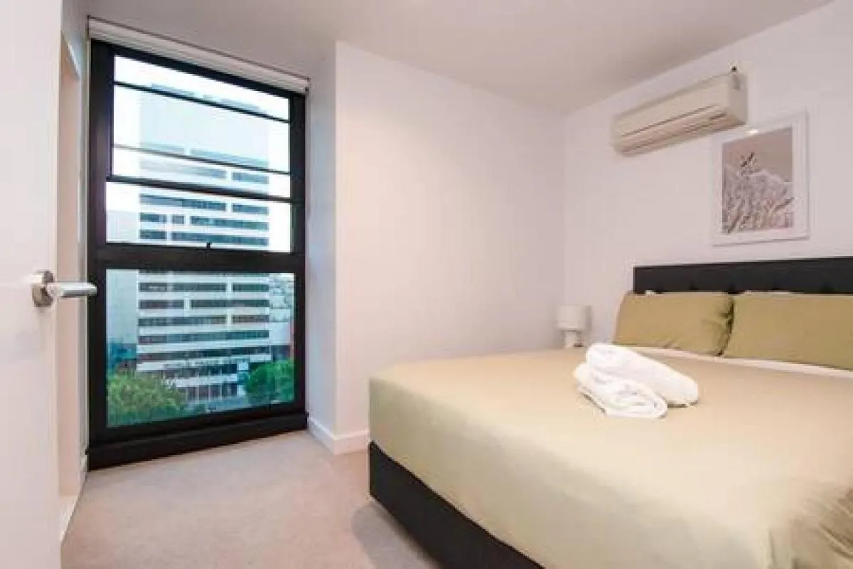 Image 5 of 35D Stunning 2BR Abnb-style Yarra City view Apt with Free parking