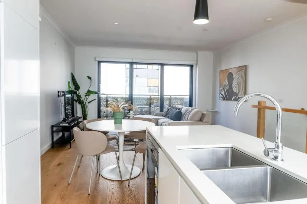 Image of 3BR Townhouse CBD Parking