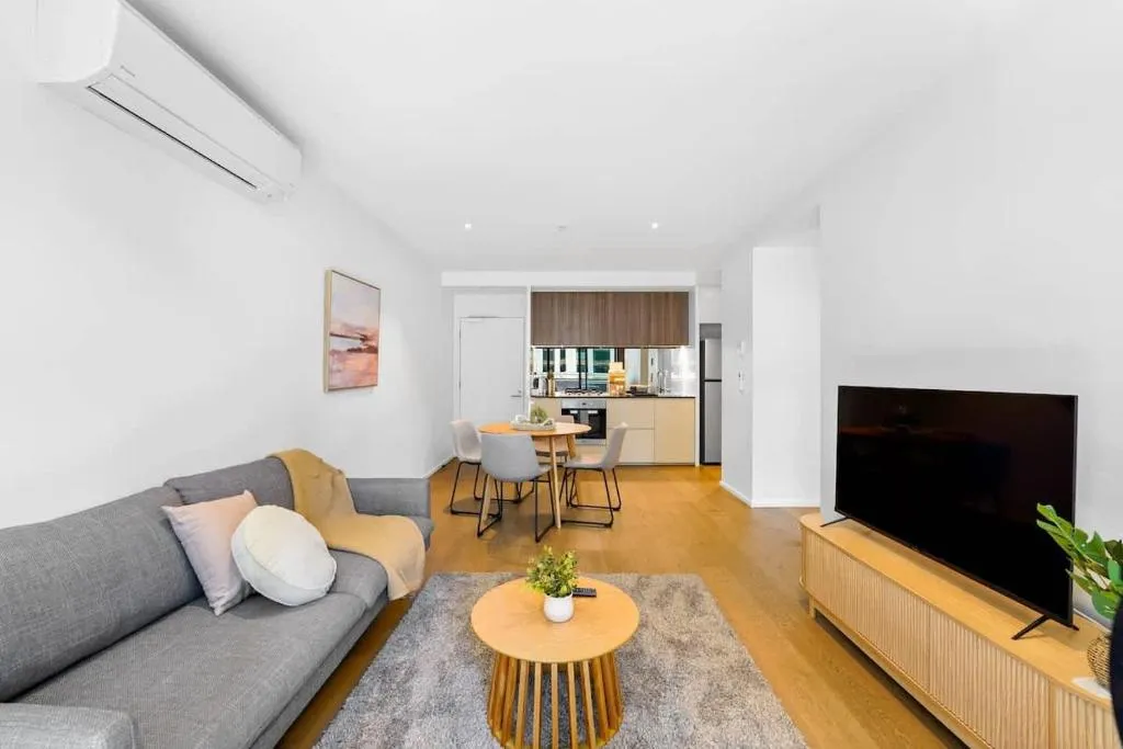 Image of 889 Collins – Modern Executive 1BR Apt at Docklands