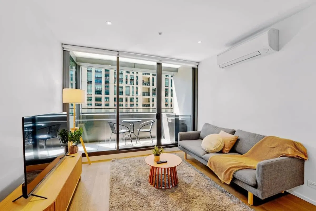 Image 1 of 889 Collins – Modern Executive 1BR Apt at Docklands
