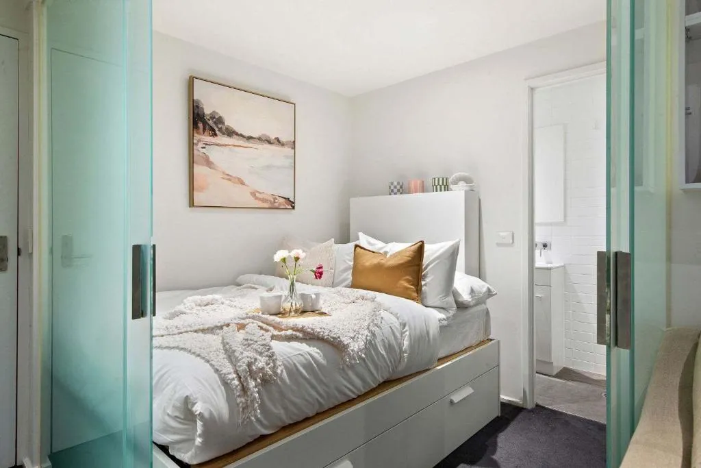 Image of A Cozy CBD Studio Near Melbourne Central